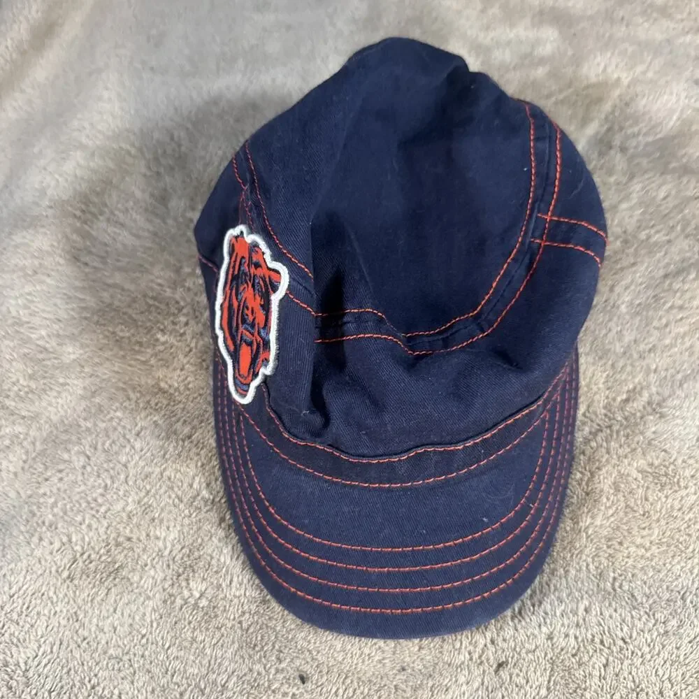 Preowned WOMEN CHICAGO BEARS LOGO CHIC CADET ADJUSTABLE BUTTON STRAP CAP HAT